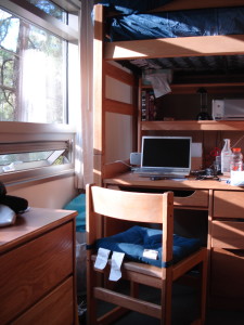 UCLA_dorm_room